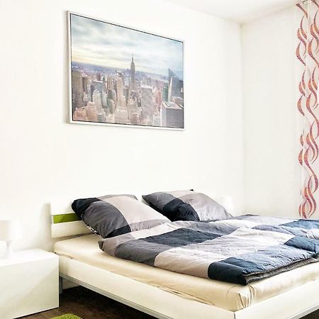 Wunderschoene Altbauwohnung Mit Flair In Вупертал Екстериор снимка